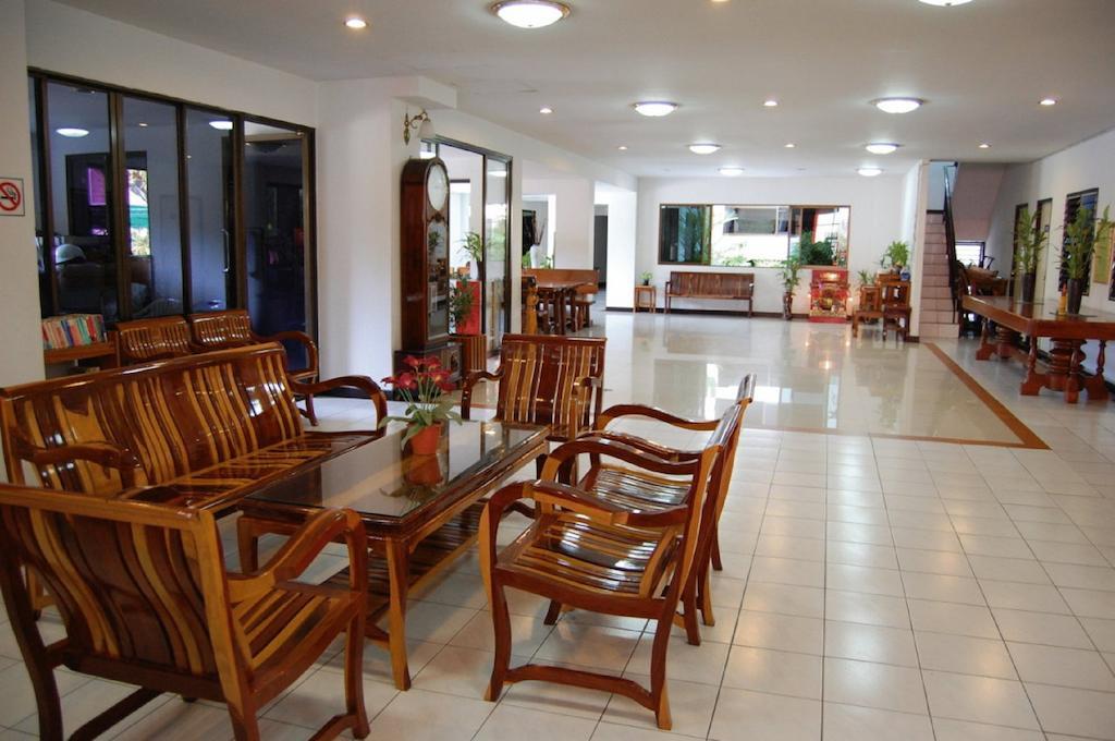 Veerachai Court Chiang Mai Bagian luar foto